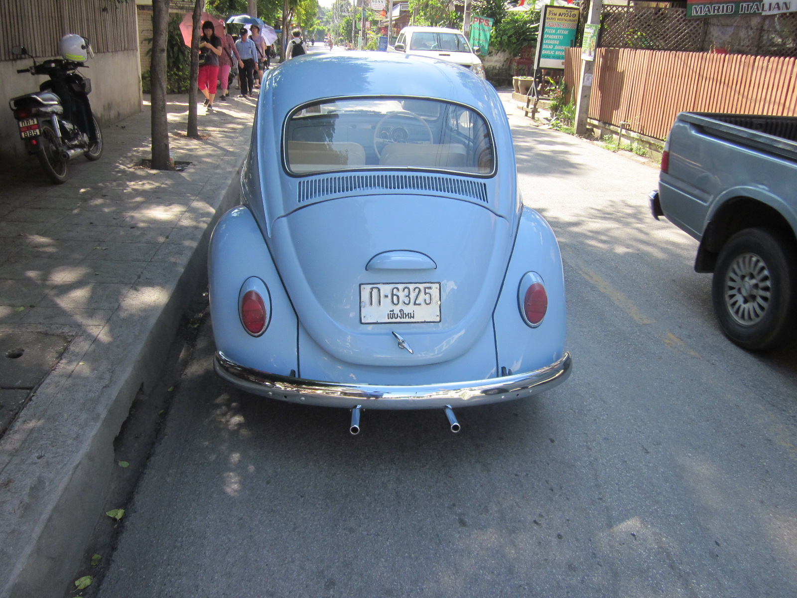vw-beetle-in-classic-messerschmitt-blue-